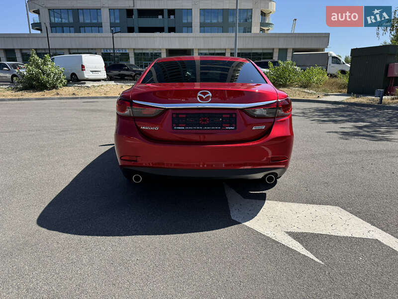 Седан Mazda 6 2015 в Днепре
