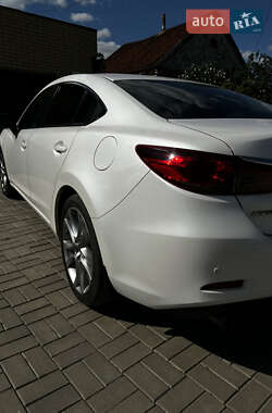 Седан Mazda 6 2013 в 