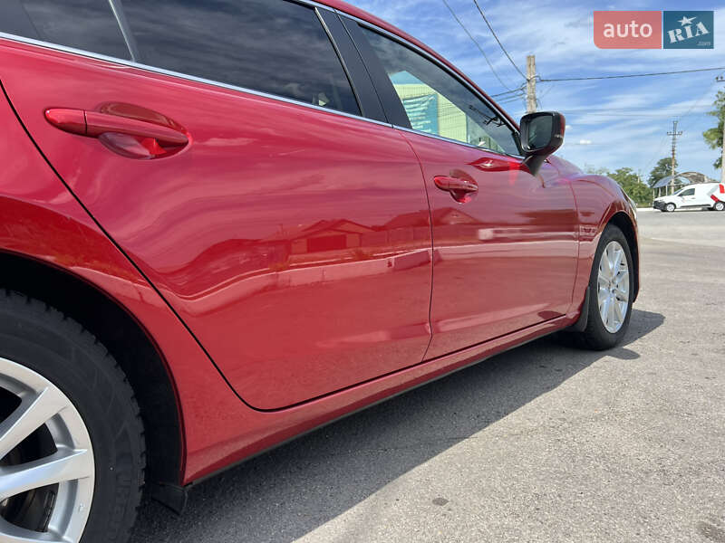 Седан Mazda 6 2016 в Запорожье