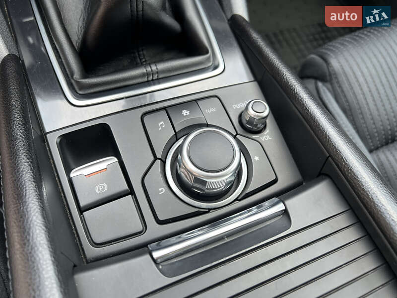 Седан Mazda 6 2016 в Запорожье