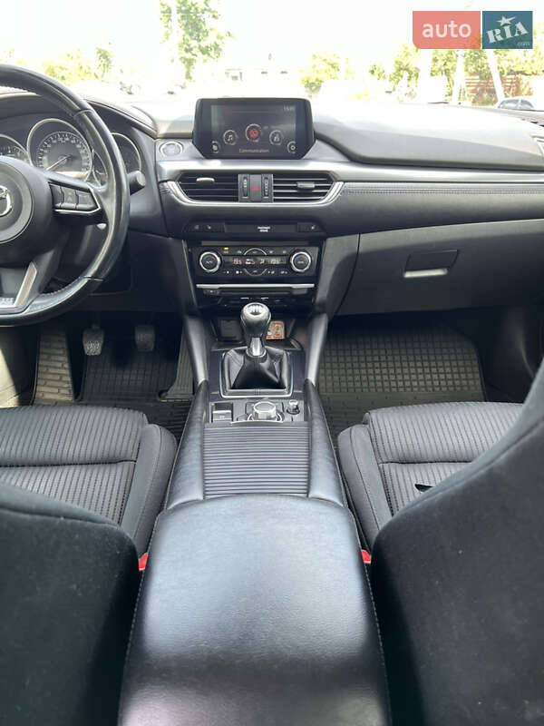 Седан Mazda 6 2016 в Запорожье