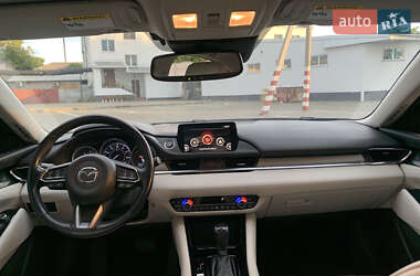 Седан Mazda 6 2018 в 