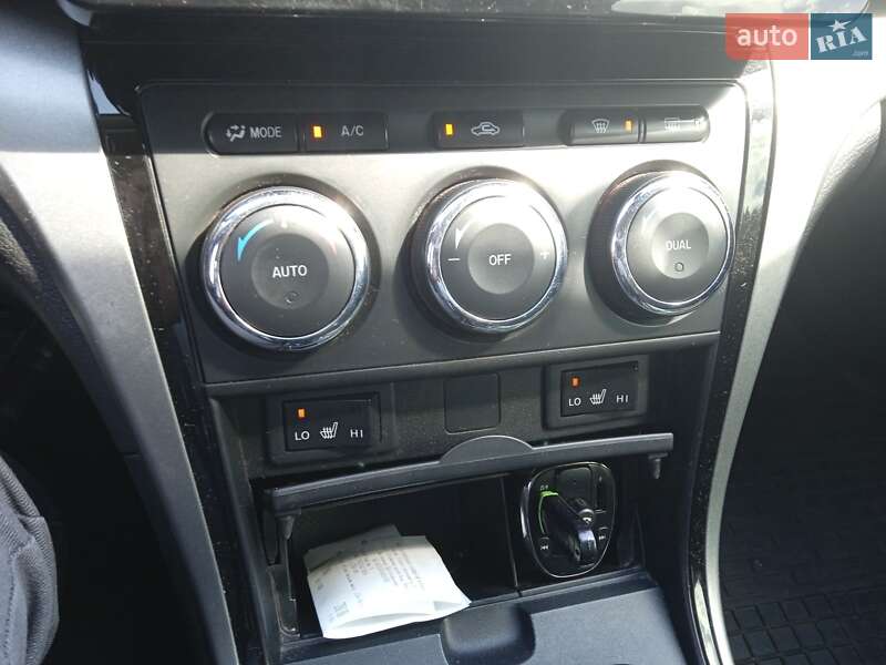 Седан Mazda 6 2011 в Обухове