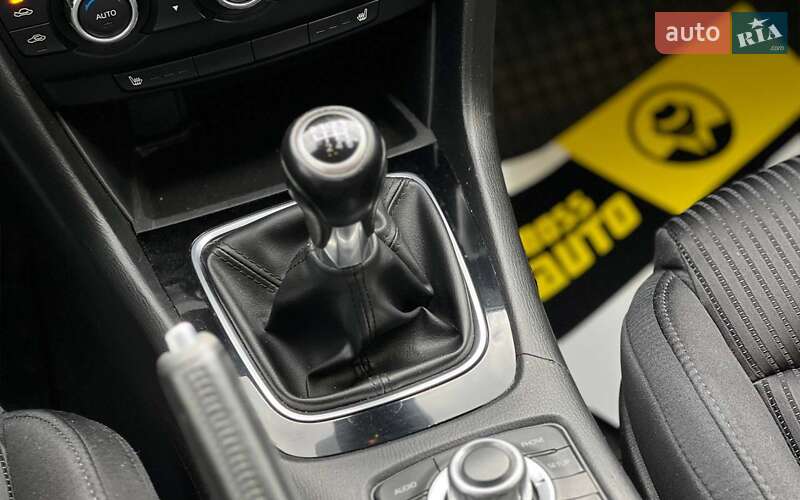 Седан Mazda 6 2012 в Ивано-Франковске