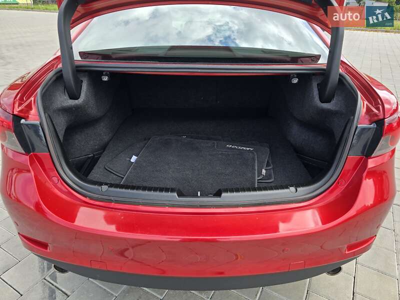 Седан Mazda 6 2017 в Черкассах