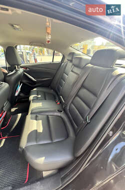 Седан Mazda 6 2015 в 