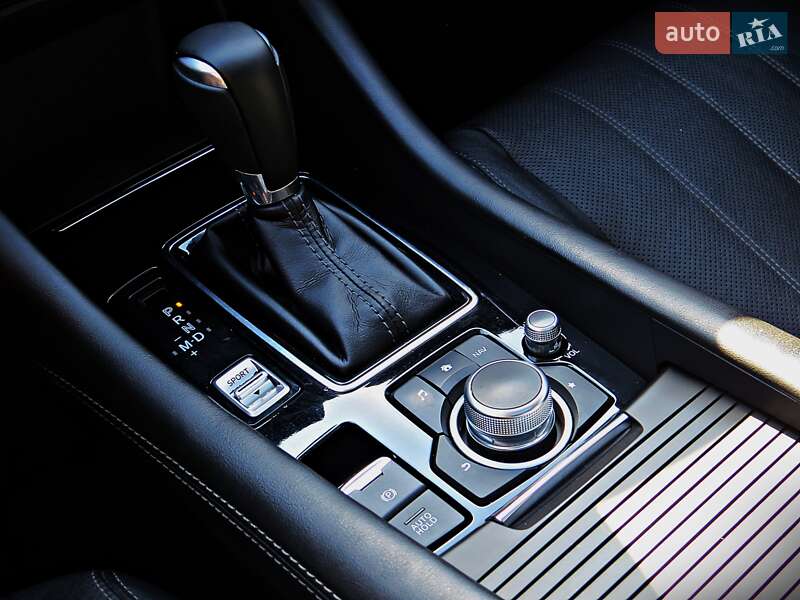 Седан Mazda 6 2018 в Черкассах