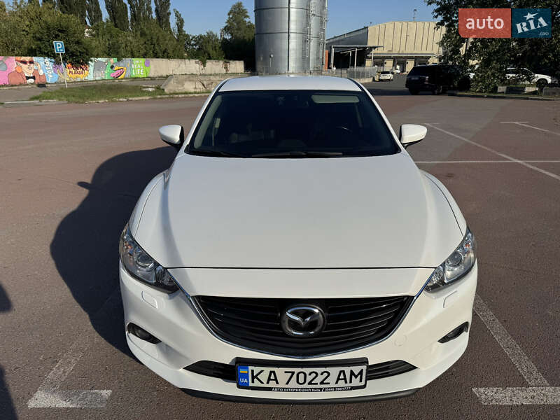 Седан Mazda 6 2014 в 