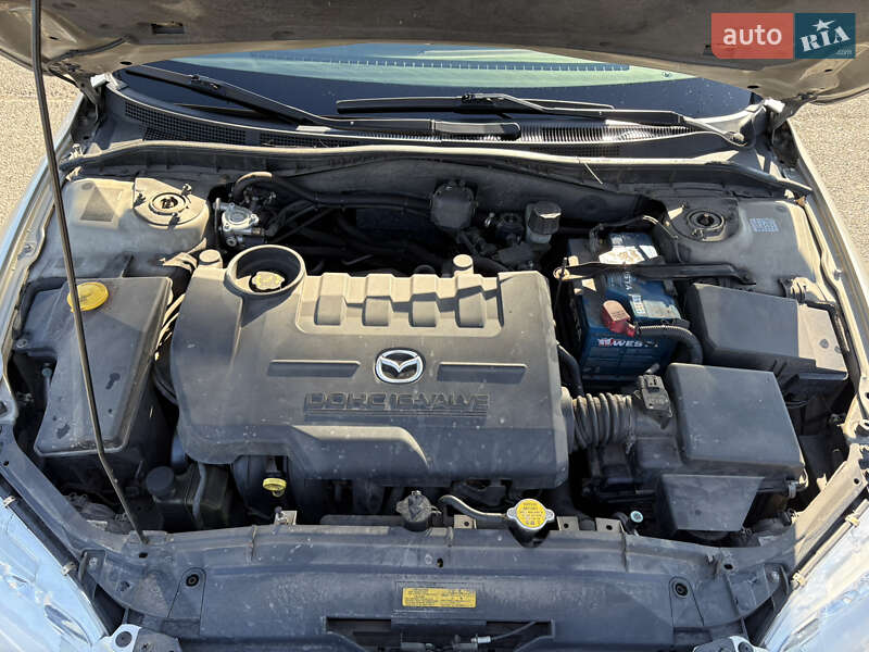 Седан Mazda 6 2002 в Киеве