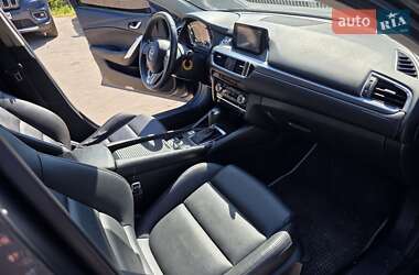 Седан Mazda 6 2016 в 