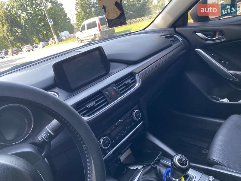 Седан Mazda 6 2015 в Борзні