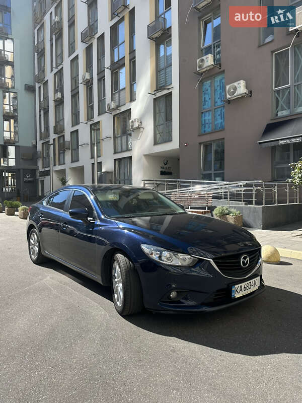 Седан Mazda 6 2016 в 