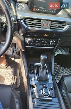 Седан Mazda 6 2017 в 
