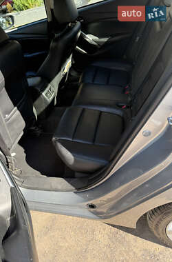 Седан Mazda 6 2013 в 