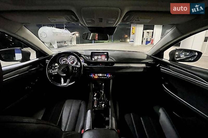 Седан Mazda 6 2018 в Днепре