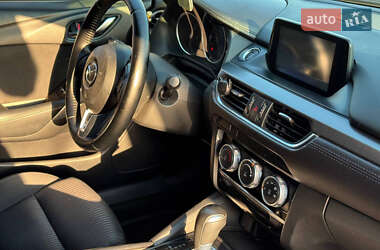Седан Mazda 6 2016 в 