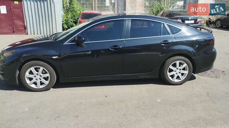 Лифтбек Mazda 6 2010 в Киеве фото 5 Лифтбек Mazda 6 2010 в Киеве