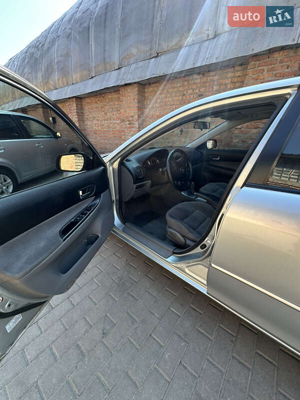 Седан Mazda 6 2003 в Черкассах