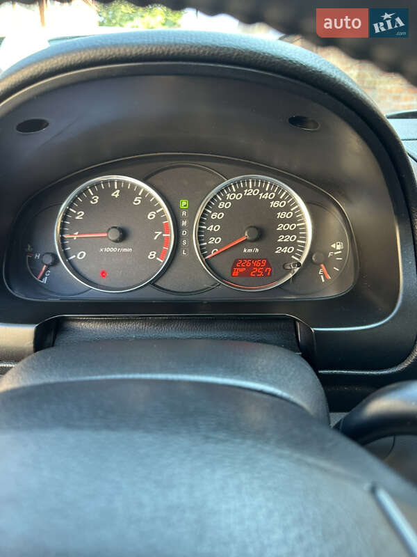 Седан Mazda 6 2003 в Черкассах