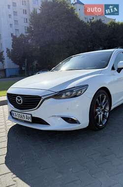 Седан Mazda 6 2015 в 
