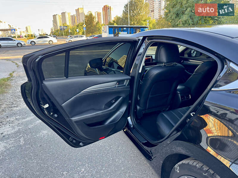 Седан Mazda 6 2018 в Киеве