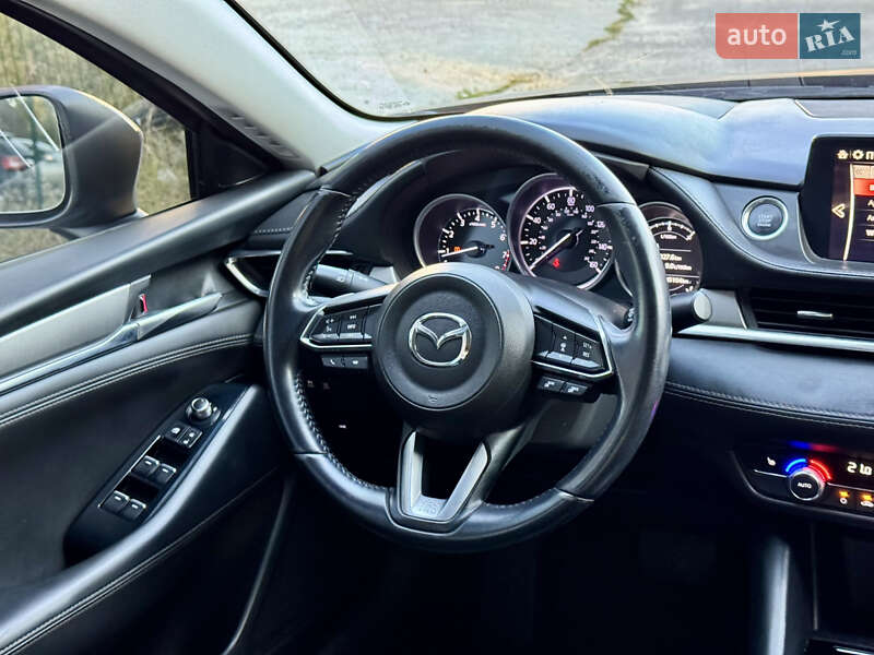 Седан Mazda 6 2018 в Киеве