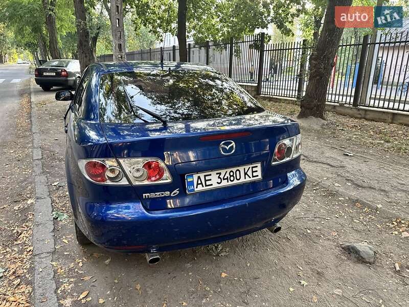 Лифтбек Mazda 6 2004 в Днепре