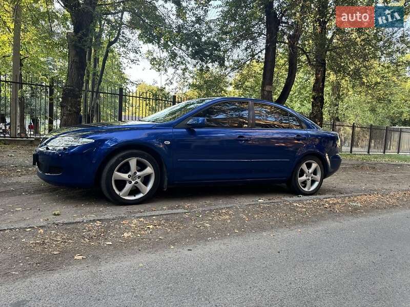 Лифтбек Mazda 6 2004 в Днепре