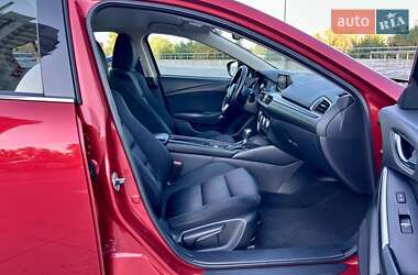 Седан Mazda 6 2016 в Киеве