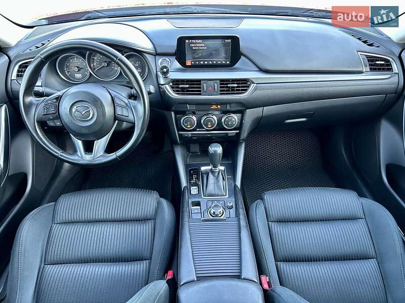 Седан Mazda 6 2016 в Киеве