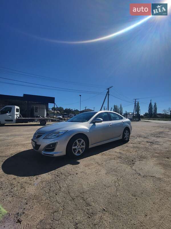 Седан Mazda 6 2011 в Новоархангельську