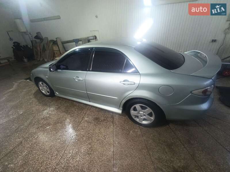 Mazda 6 2004