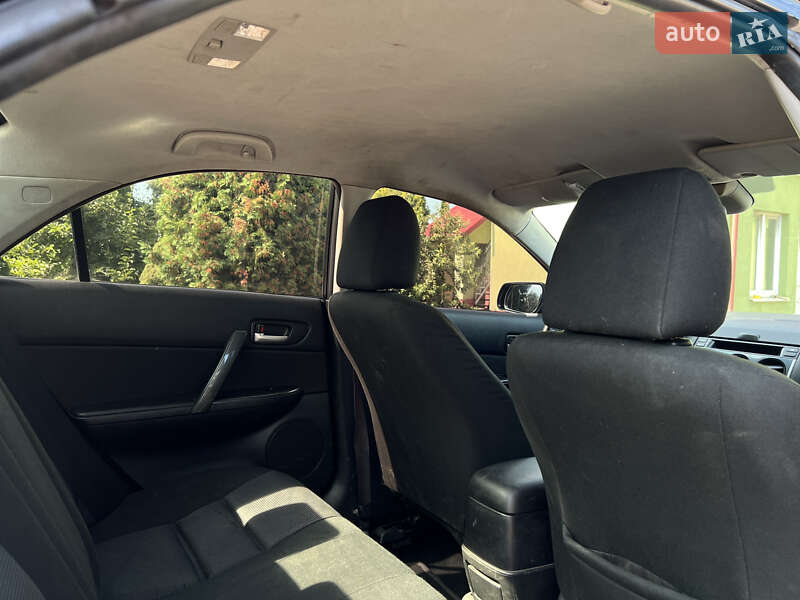 Седан Mazda 6 2006 в Мостиске