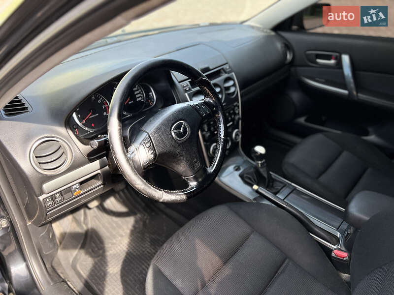Седан Mazda 6 2006 в Мостиске