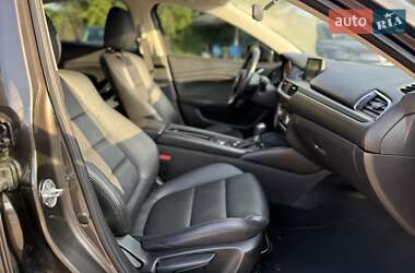 Седан Mazda 6 2016 в 