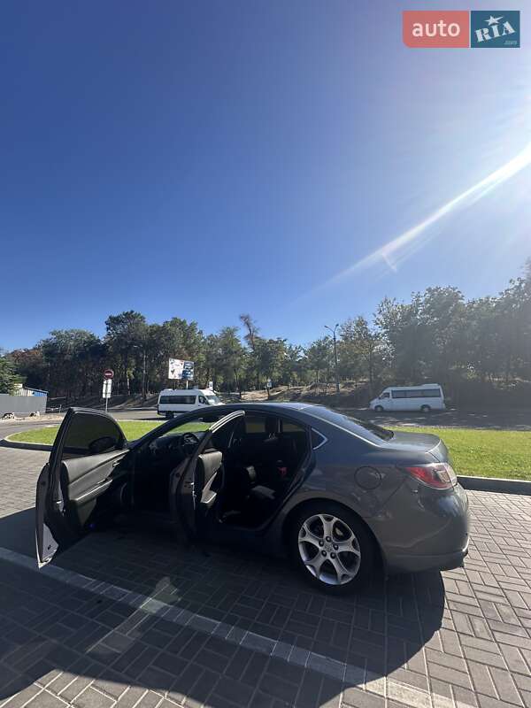 Седан Mazda 6 2008 в Днепре