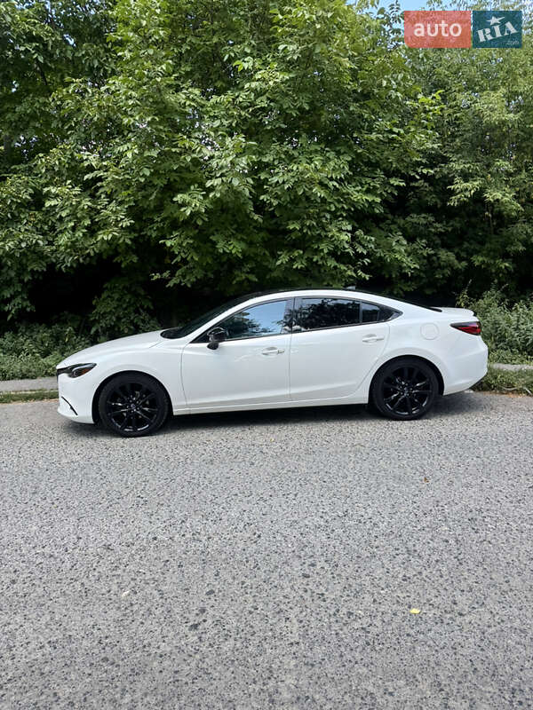 Седан Mazda 6 2016 в Тернополі
