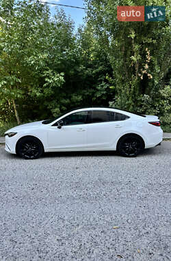 Седан Mazda 6 2016 в 
