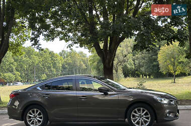 Седан Mazda 6 2016 в 
