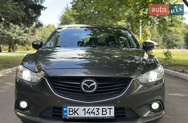 Седан Mazda 6 2016 в 