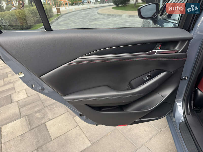 Седан Mazda 6 2021 в Киеве