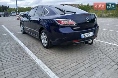 Седан Mazda 6 2010 в 