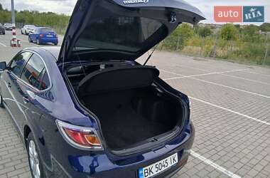 Седан Mazda 6 2010 в 