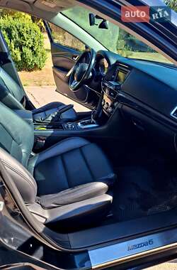 Седан Mazda 6 2013 в 