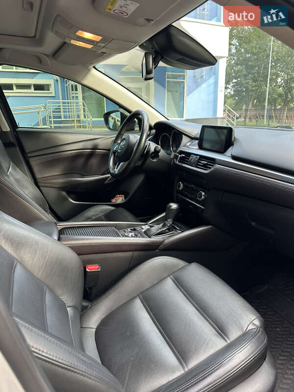 Седан Mazda 6 2015 в Киеве