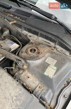 Лифтбек Mazda 6 2002 в 