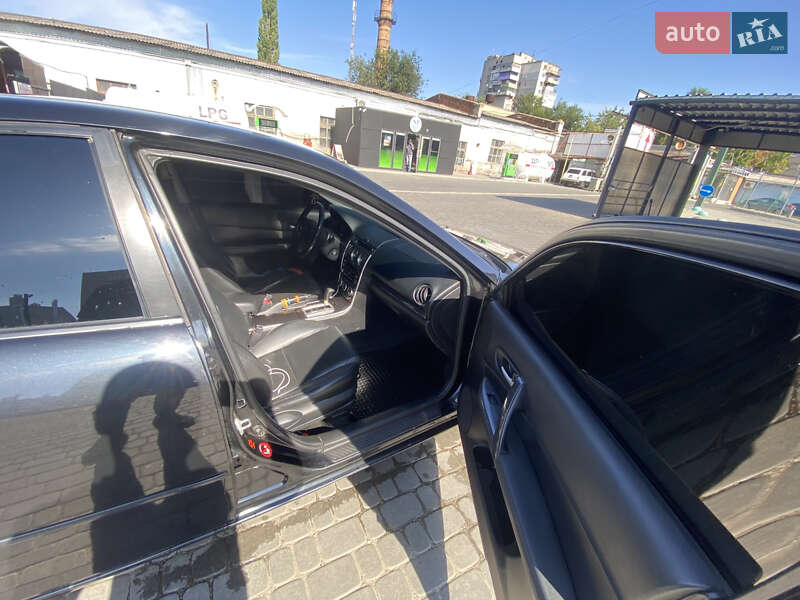 Седан Mazda 6 2006 в Запорожье
