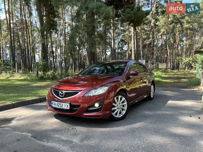 Седан Mazda 6 2011 в Чернигове