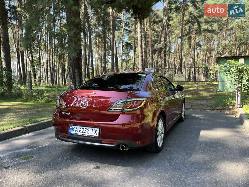 Седан Mazda 6 2011 в Чернигове