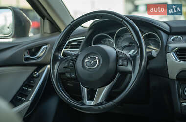Седан Mazda 6 2016 в 